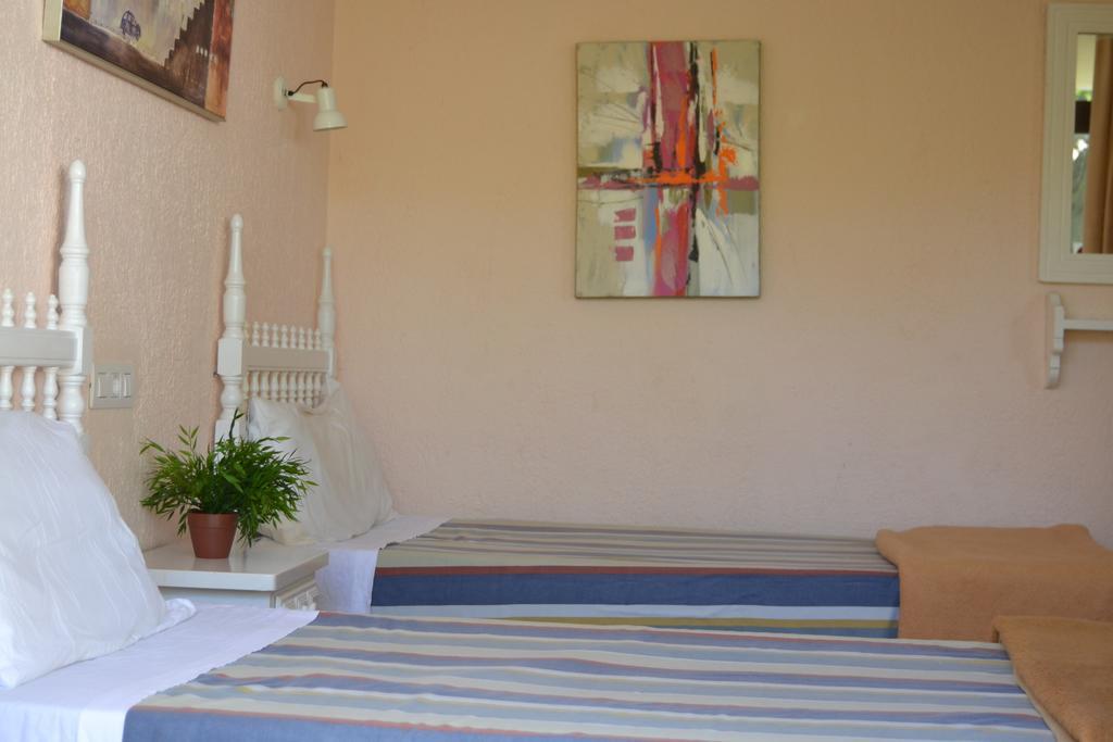 Apartamentos Don Quijote Playa del Ingles  Ruang foto