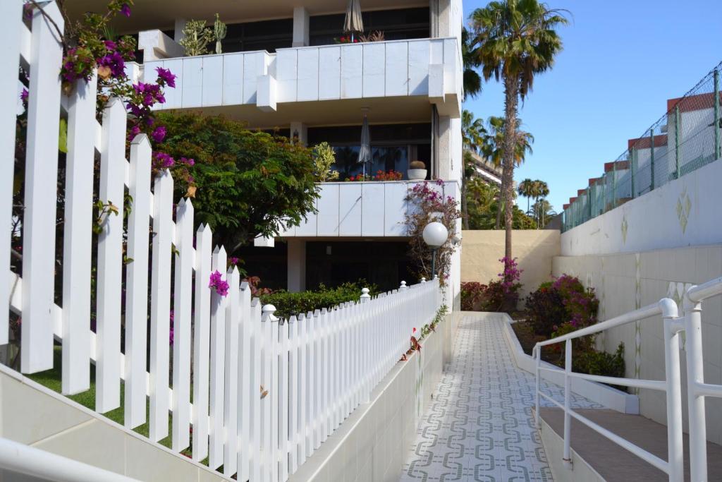 Apartamentos Don Quijote Playa del Ingles  Bagian luar foto